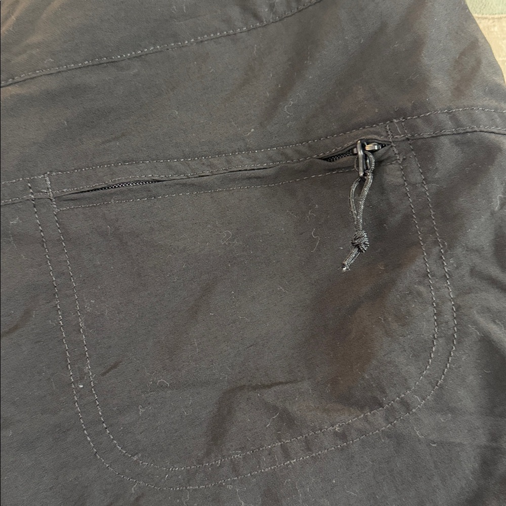 Patagonia black shorts size 6 - Picture 4 of 6